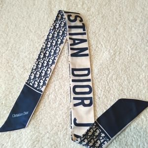 💥💥READ DESCRIPTION💥💥 DIOR SCARF BOW